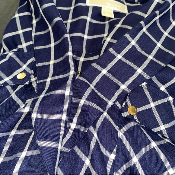 MICHAEL  Michael Kors Plaid Blouse Women’s Large Navy White‎ Plaid Gold Buttons - Picture 9 of 16